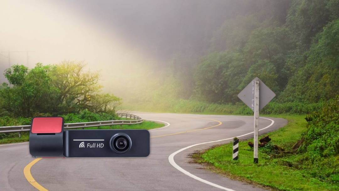Otus introduces the new Full HD dash cam D310